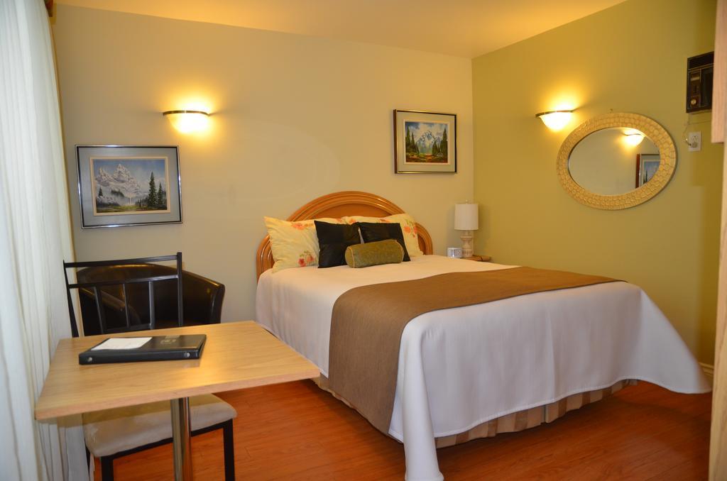 Motel Derfal Repentigny Exterior foto